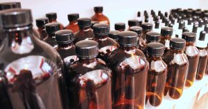 Pots et bouteilles vides pour fabrication