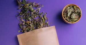 Alchimiste en herbe - Plantes médicinales en sacs